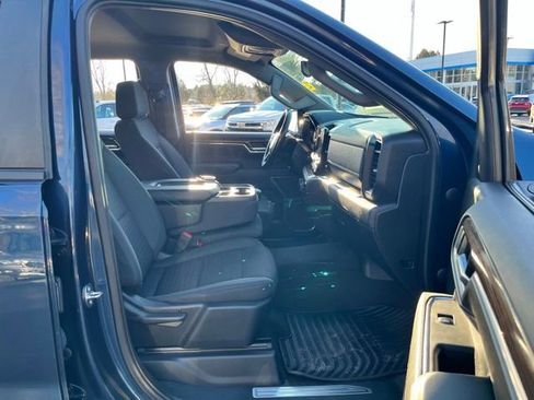 Used 2022 Chevrolet Silverado 1500 LT image 20
