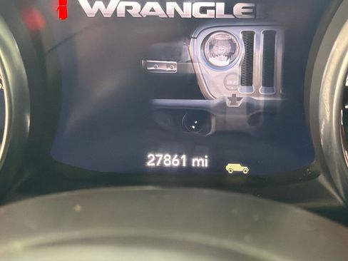 Used 2023 Jeep Wrangler Unlimited Sport AWD/4WD image 23