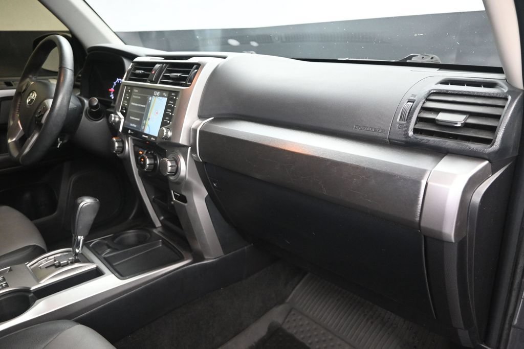 Used 2021 Toyota 4Runner SR5 Premium w/ Moonroof Package RWD image 24