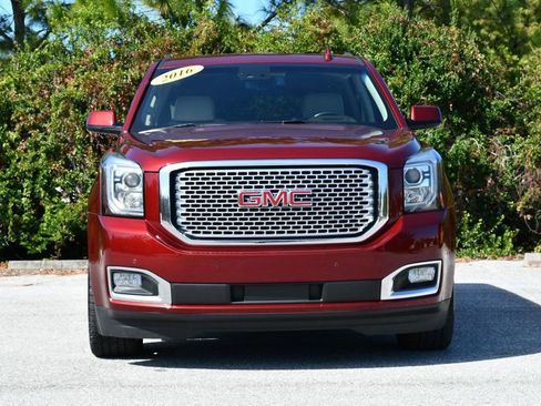 Used 2016 GMC Yukon Denali w/ Open Road Package image 37