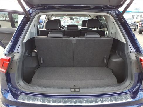 Used 2024 Volkswagen Tiguan Wolfsburg Edition image 14