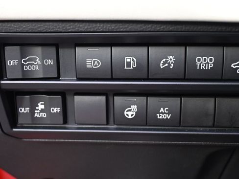 Used 2023 Toyota Sequoia Capstone AWD/4WD image 25
