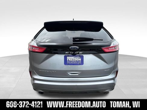 Used 2022 Ford Edge Titanium w/ Equipment Group 301A AWD/4WD image 4