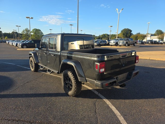 Used 2022 Jeep Gladiator Sport AWD/4WD image 5