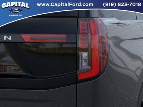 New 2026 Ford Expedition Platinum w/ Platinum Ultimate Package AWD/4WD image 21