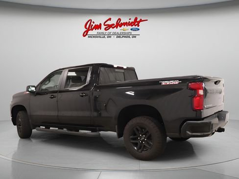 Used 2019 Chevrolet Silverado 1500 LT Trail Boss AWD/4WD image 4