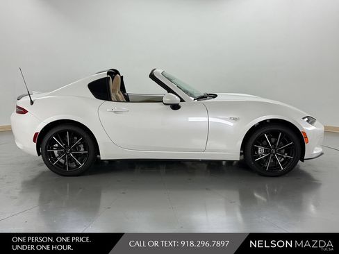 New 2026 MAZDA MX-5 Miata RF Grand Touring RWD image 11