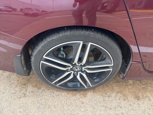 Used 2016 Honda Accord Sport image 10