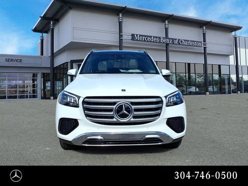 Certified 2025 Mercedes-Benz GLS 450 4MATIC image 8