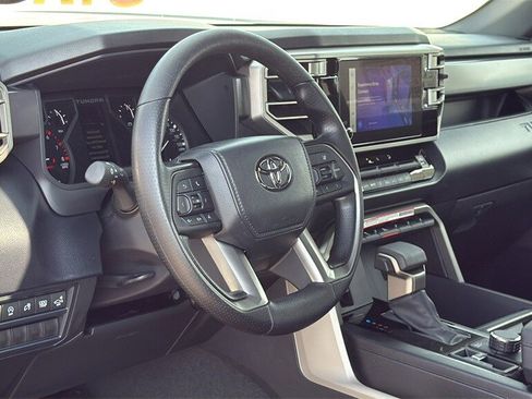 New 2026 Toyota Tundra SR5 image 7
