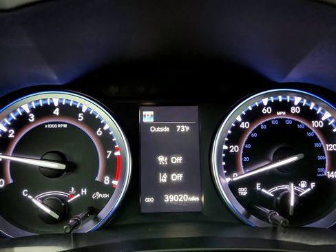 Used 2019 Toyota Highlander XLE w/ Protection Package #3 AWD/4WD image 28