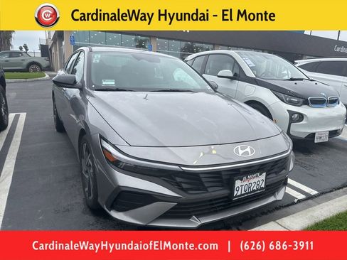 Used 2025 Hyundai Elantra Sport w/ Cargo Package image 1