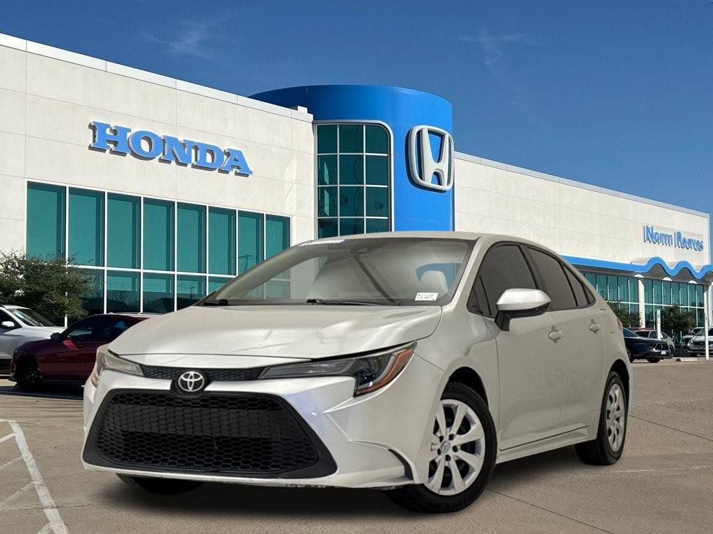 Used 2021 Toyota Corolla LE FWD image 1