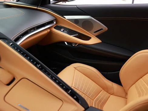Used 2020 Chevrolet Corvette Stingray Premium Cpe w/ 3LT Preferred Equipment Group RWD image 17