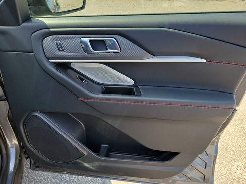 Used 2025 Ford Explorer ST w/ Sun And Sound Package image 28