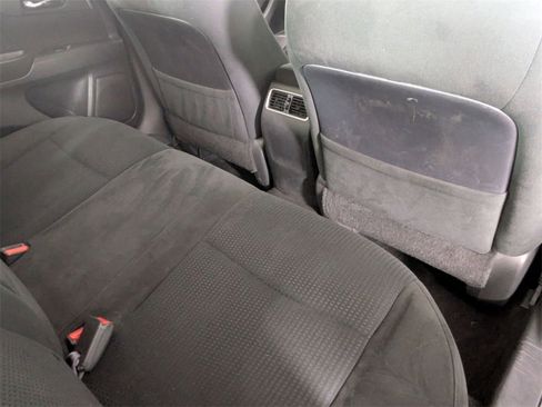 Used 2015 Nissan Altima 2.5 SV w/ Convenience Package image 26