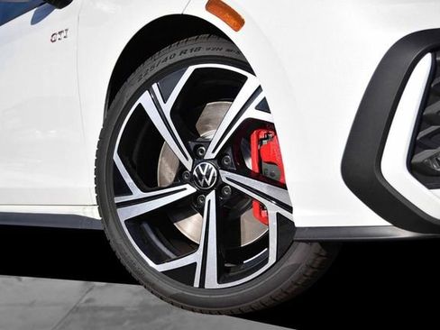 New 2026 Volkswagen GTI SE image 3