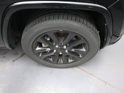 Used 2022 Jeep Grand Cherokee Laredo X image 36