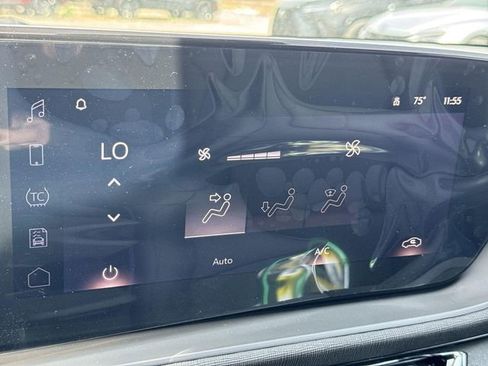 New 2026 Buick Envista Sport Touring FWD image 12