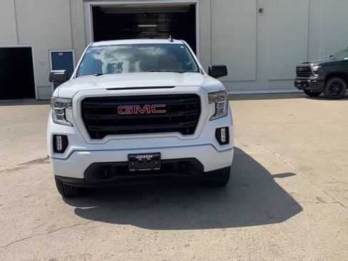 Used 2022 GMC Sierra 1500 Elevation w/ X31 Off-Road Package AWD/4WD image 3