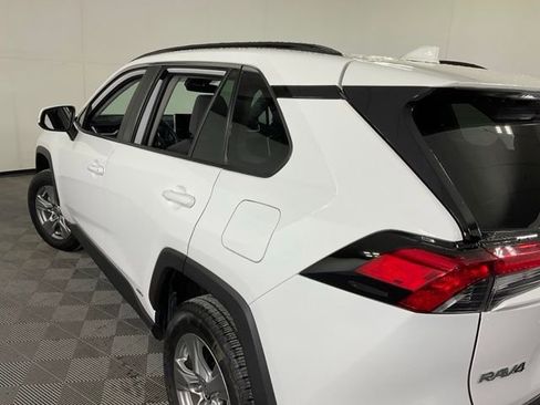 Used 2024 Toyota RAV4 XLE image 32