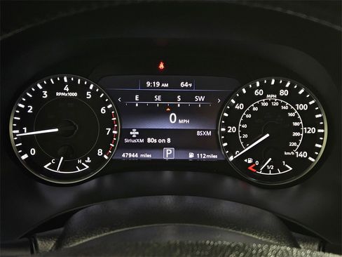 Used 2021 Nissan Armada SV w/ SV Appearance Package image 11