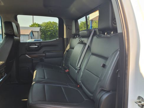 Used 2021 GMC Sierra 1500 SLT w/ SLT Premium Package AWD/4WD image 23