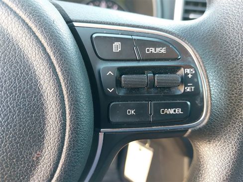 Used 2017 Kia Sportage LX w/ LX Popular Package image 15