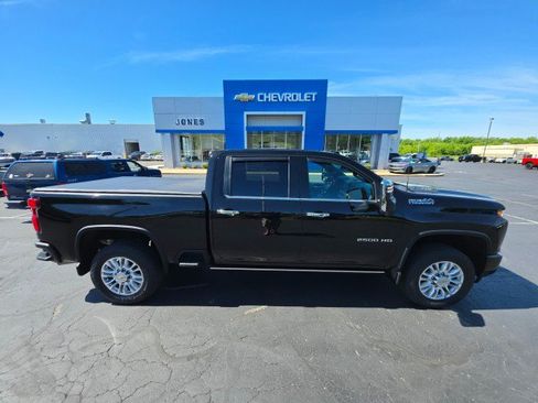 Used 2021 Chevrolet Silverado 2500 High Country w/ LPO, Hitch Package AWD/4WD image 6