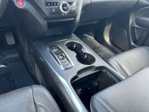 Used 2020 Acura MDX SH-AWD image 25