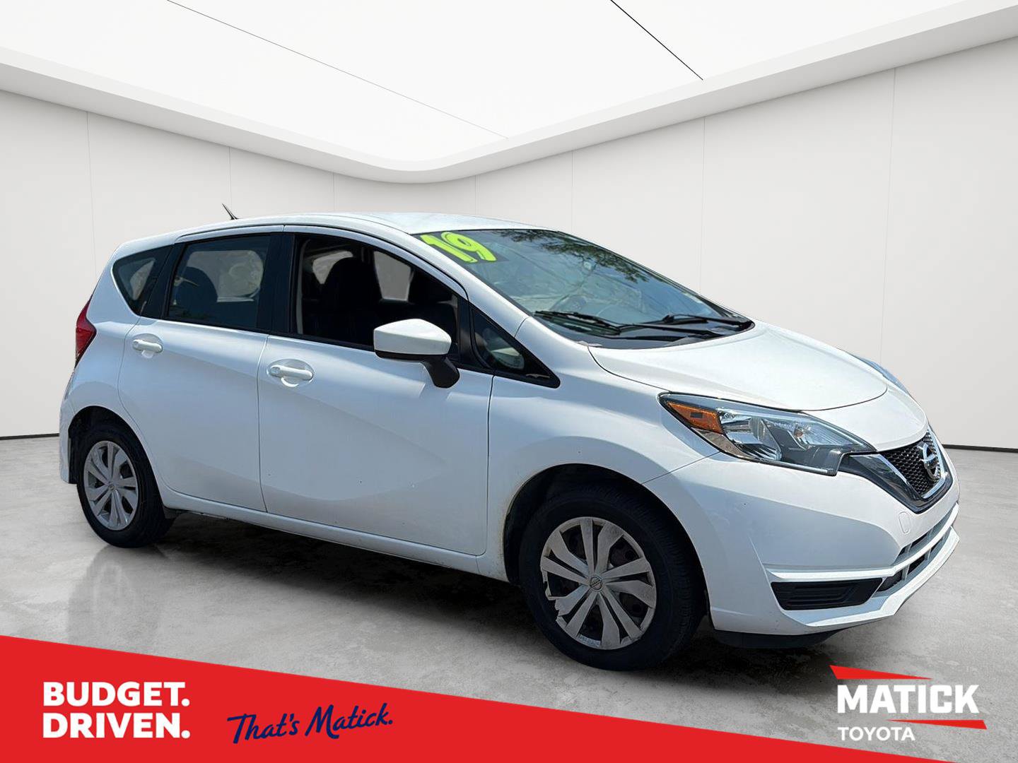 Used 2019 Nissan Versa Note SV FWD image 1