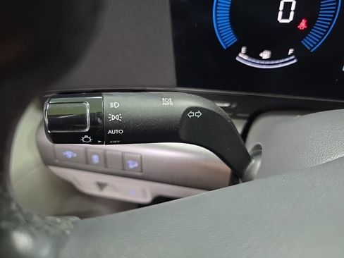 Used 2024 Hyundai Kona SEL AWD/4WD image 28