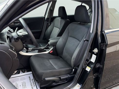 Used 2015 Honda Accord LX image 12