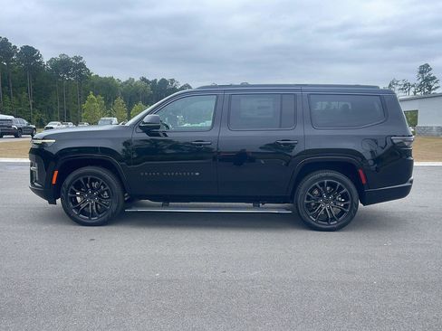 New 2026 Jeep Grand Wagoneer Summit AWD/4WD image 4