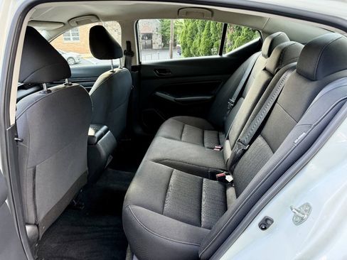Used 2023 Nissan Altima 2.5 S FWD image 12