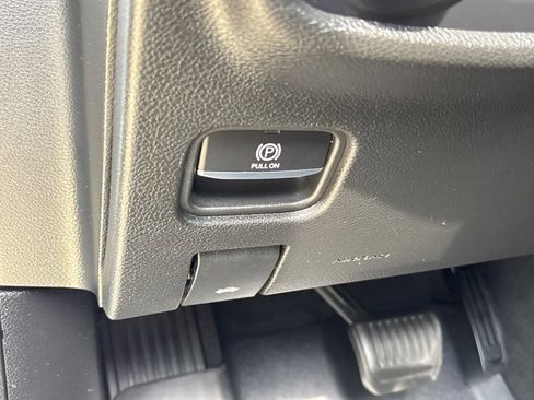 Used 2023 Jeep Grand Cherokee Altitude AWD/4WD image 20