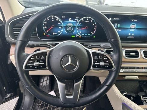 Used 2023 Mercedes-Benz GLS 450 4MATIC image 16