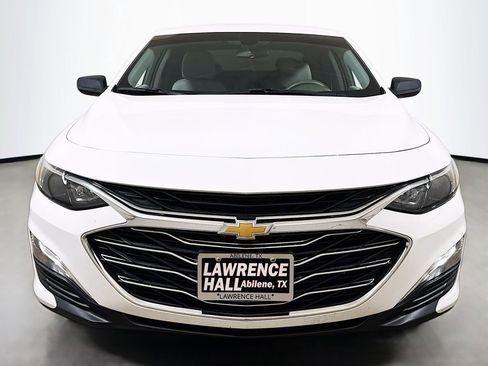 Certified 2022 Chevrolet Malibu LS FWD image 2