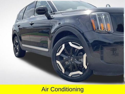 Used 2025 Kia Telluride S AWD/4WD image 13