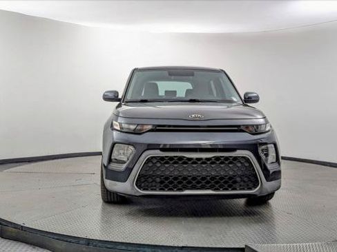 Used 2020 Kia Soul LX FWD image 12