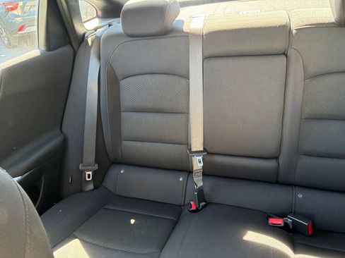 Used 2024 Chevrolet Malibu LT image 40