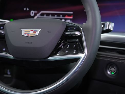 Used 2026 Cadillac Escalade ESV Sport image 70