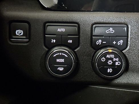 Used 2024 Chevrolet Silverado 1500 RST w/ Protection Package image 10