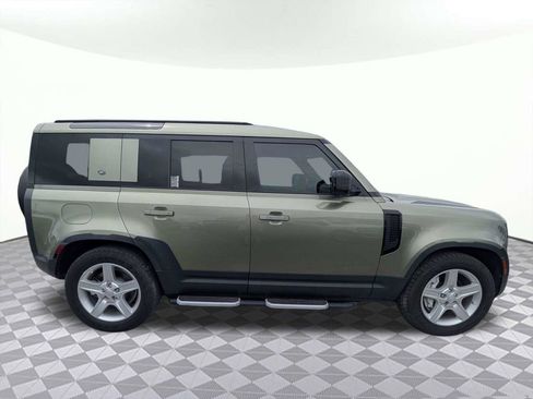 Used 2020 Land Rover Defender 110 SE AWD/4WD image 2