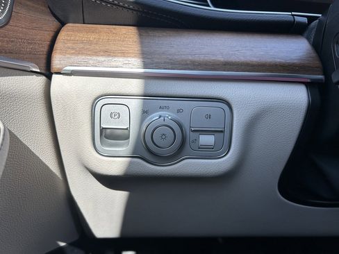 Used 2025 Mercedes-Benz GLS 450 GLS 450 image 69