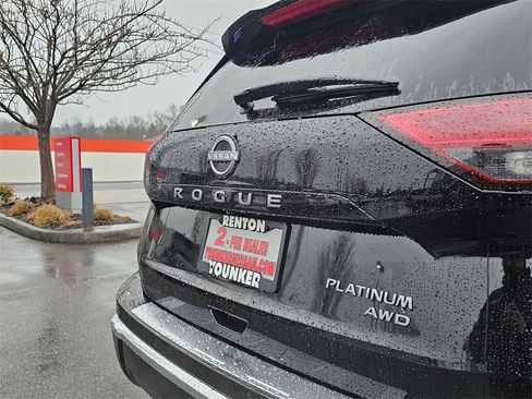 New 2026 Nissan Rogue Platinum image 8