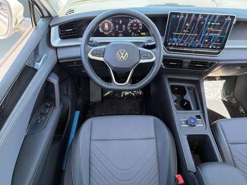 New 2026 Volkswagen Tiguan SE AWD/4WD image 27