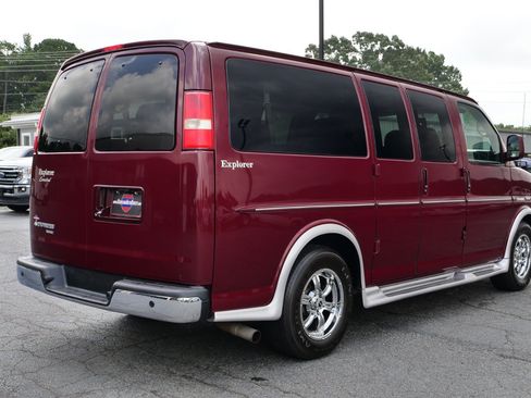 Used 2014 Chevrolet Express 1500 RWD image 9