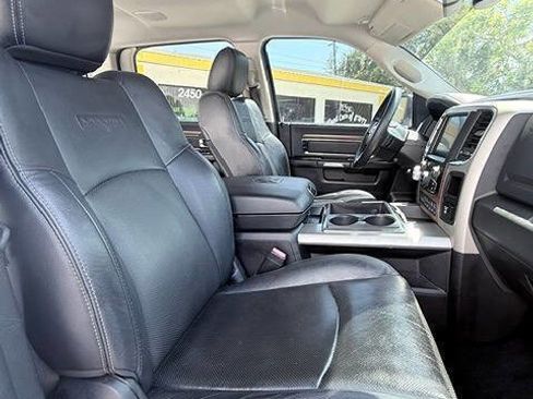 Used 2015 RAM 1500 Laramie w/ Convenience Group AWD/4WD image 13