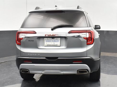 Used 2023 GMC Acadia SLT FWD image 18